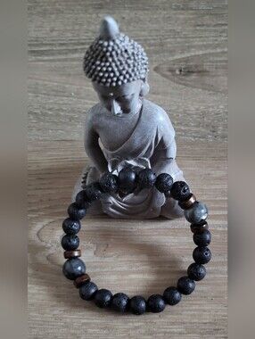 Labradorite & Lava Stone Bracelet 🤍